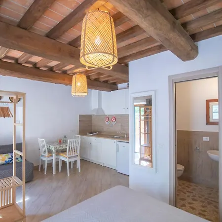 Appartement Residenza La Chiusa 1984 By Elbasummer *