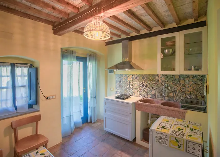 Residenza La Chiusa 1984 By Elbasummer *